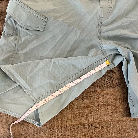 Volcom Swim/Hybrid Shorts - 10in size 34 - Picture 5 of 5